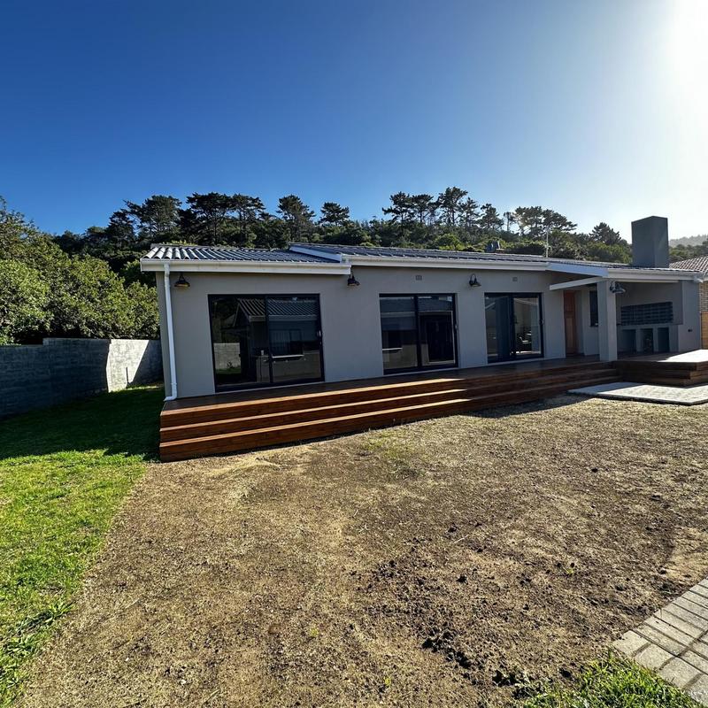 5 Bedroom Property for Sale in Groot Brakrivier Central Western Cape